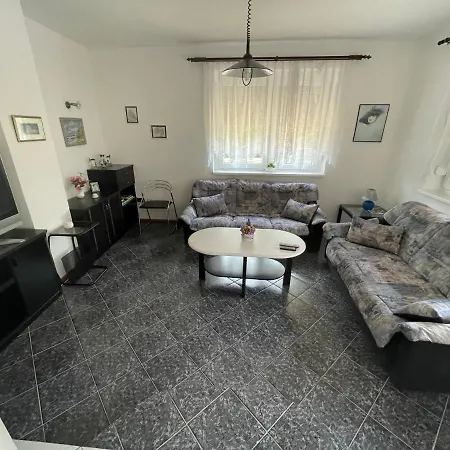 Frankie Iii. Appartamento *