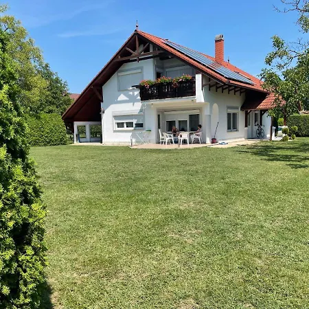 Frankie Iii. Appartamento *