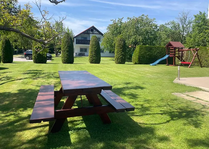 Frankie Iii. דירה